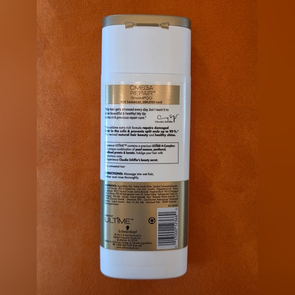 Schwarzkopf Essence Ultime Shampoo 13.6 Oz Omega Repair Damaged Hair NEW - Picture 3 of 5